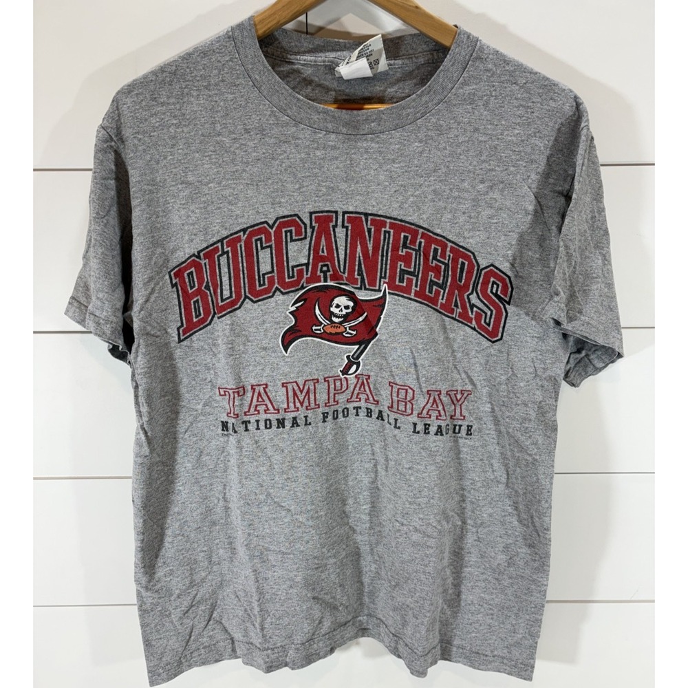 Vintage Lee Sport Tampa Bay Buccaneers Shirt Men's Size Medium M Grey NFL Logo